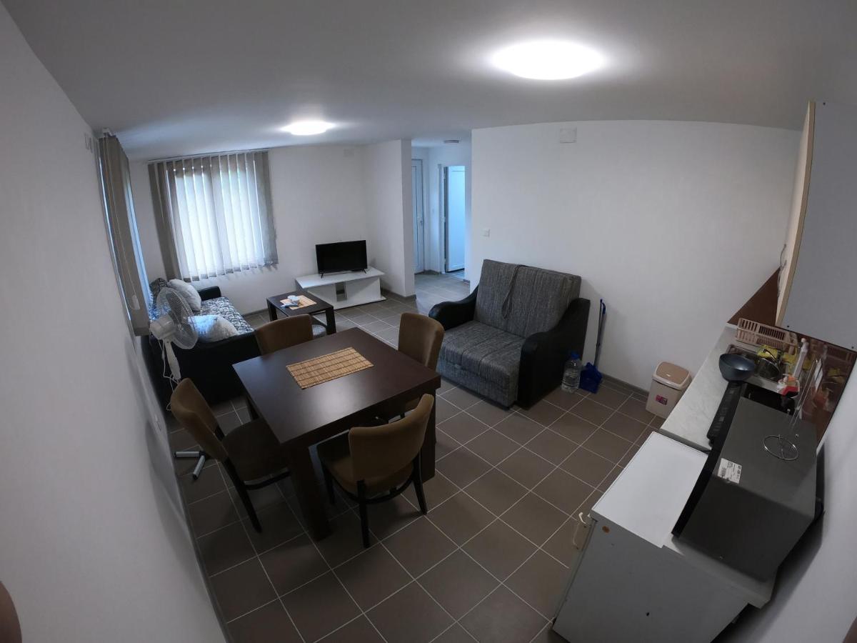 Boja Zalaska - Kameni Apartman ياغودينا المظهر الخارجي الصورة